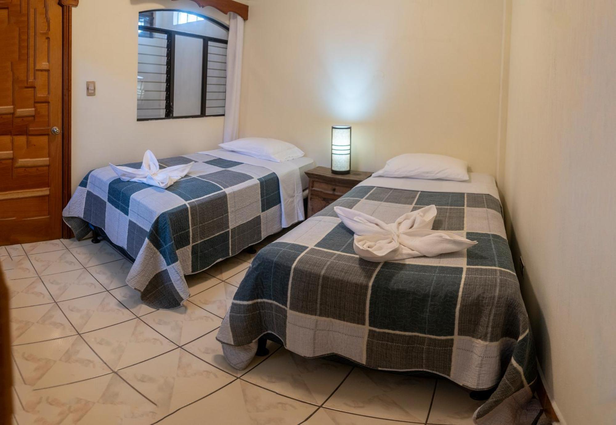 Hotel Los Manantiales Panajachel Luaran gambar